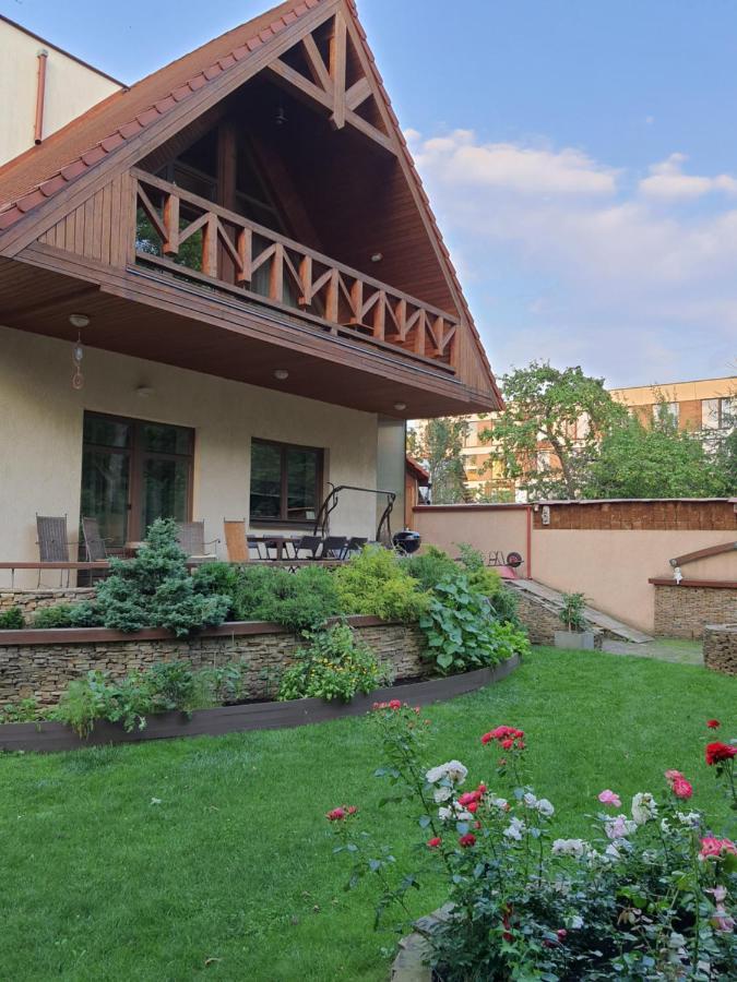 Apartamentai Hunter House 드루스키닝카이 외부 사진