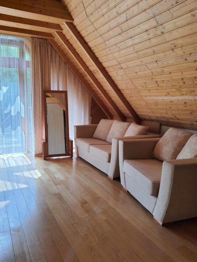Apartamentai Hunter House 드루스키닝카이 외부 사진